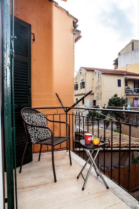 City Center, Sea View Apartment, Amelia! Anemomylos Zewnętrze zdjęcie