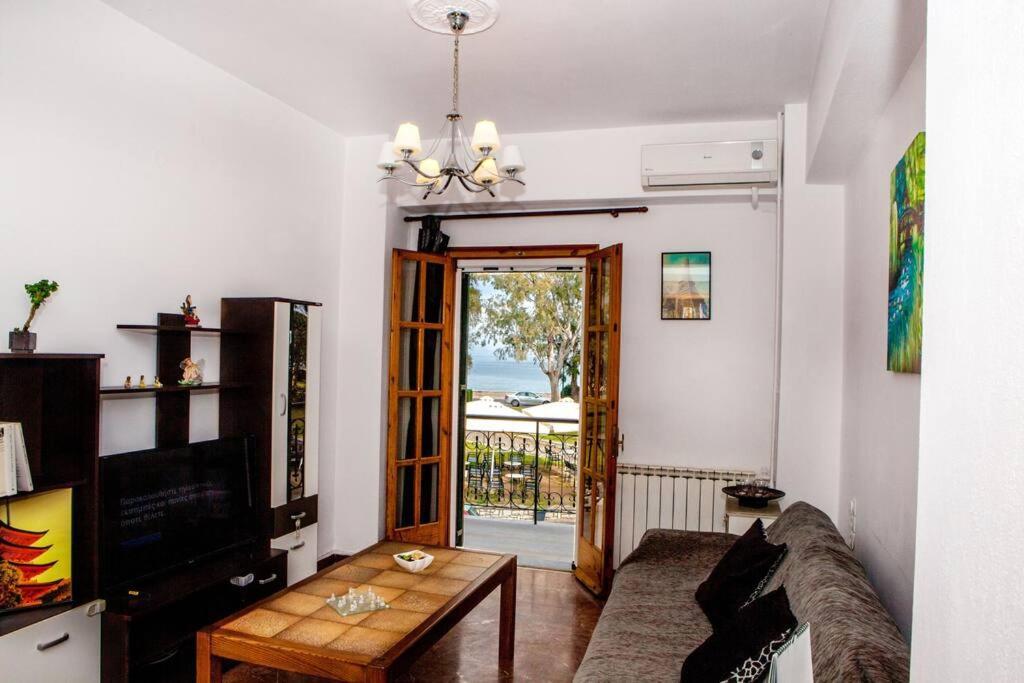City Center, Sea View Apartment, Amelia! Anemomylos Zewnętrze zdjęcie